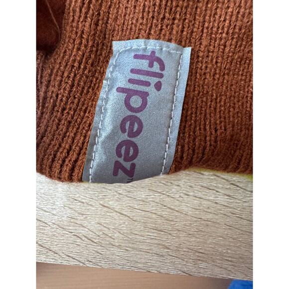 Flipeez Animated Bear Hat - Picture 7 of 8